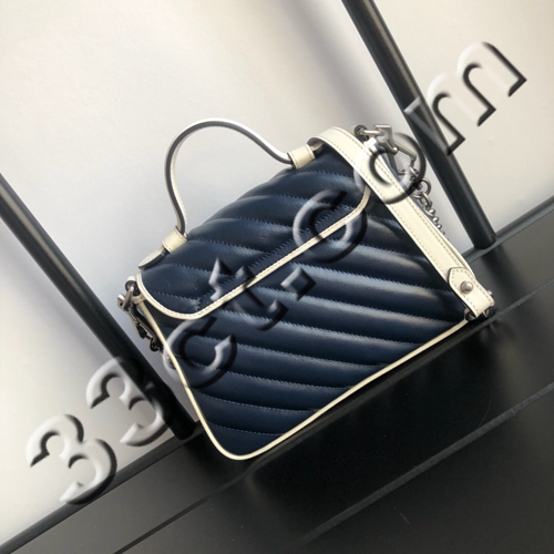 グッチバッグ背面デザイン